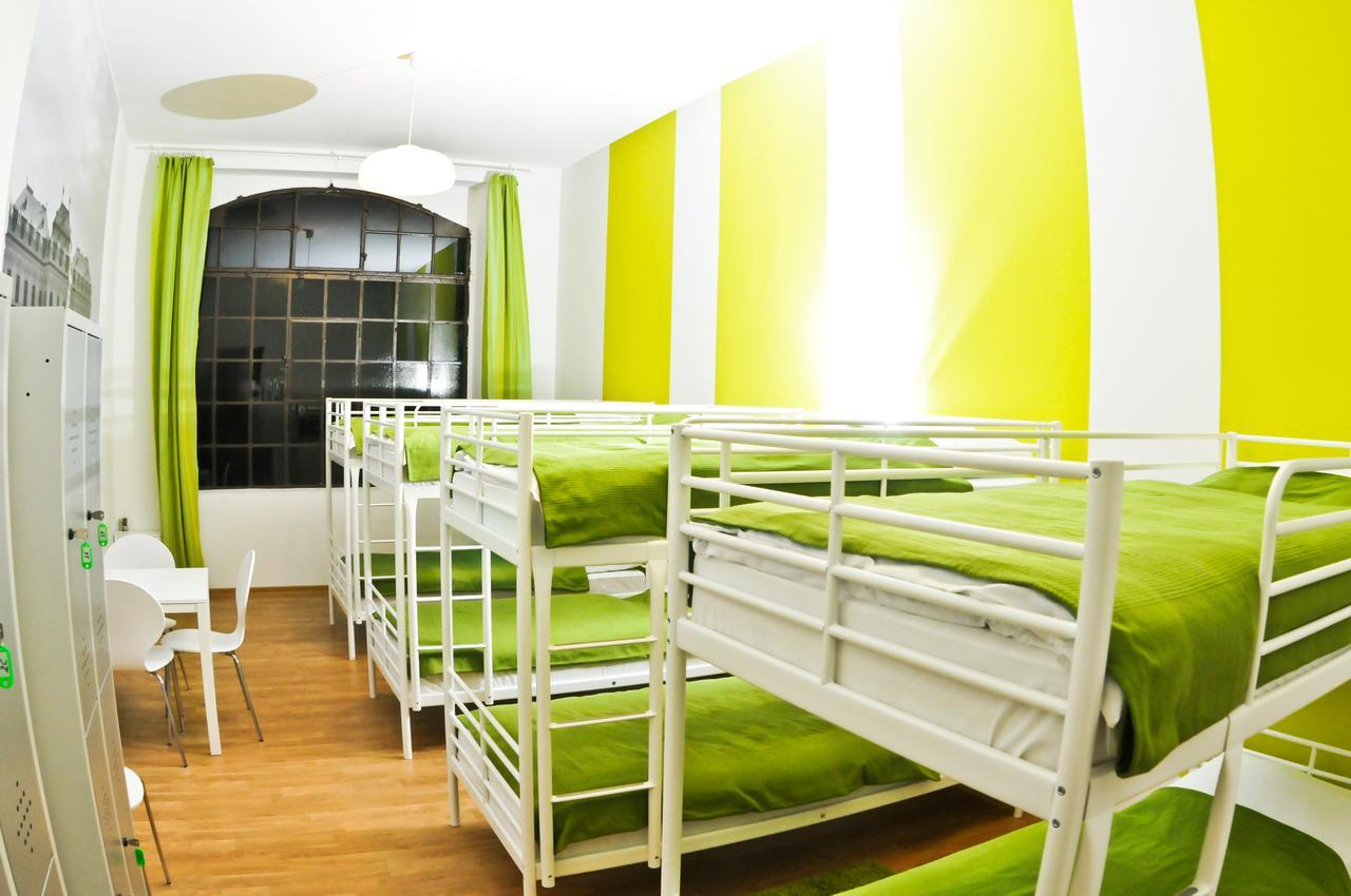 Big City Hostel Breslavia Exterior foto
